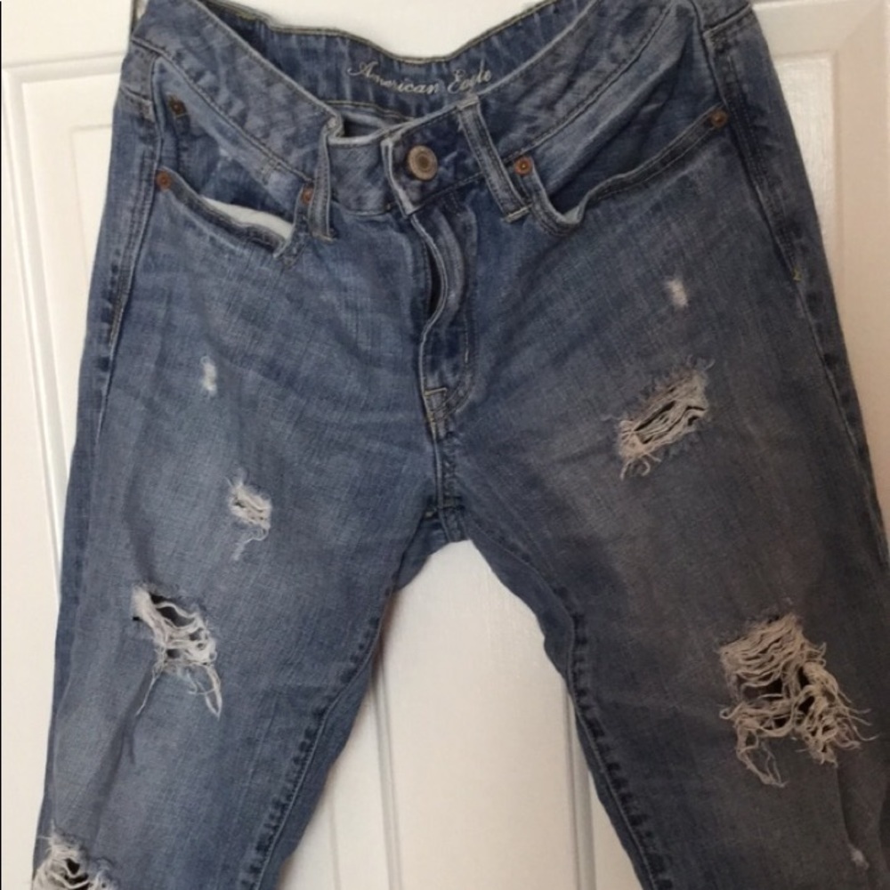 ripped wide leg american eagle jeans